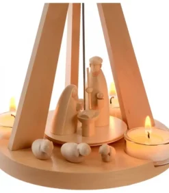 Pyramide De Noël Bois Au Design Moderne